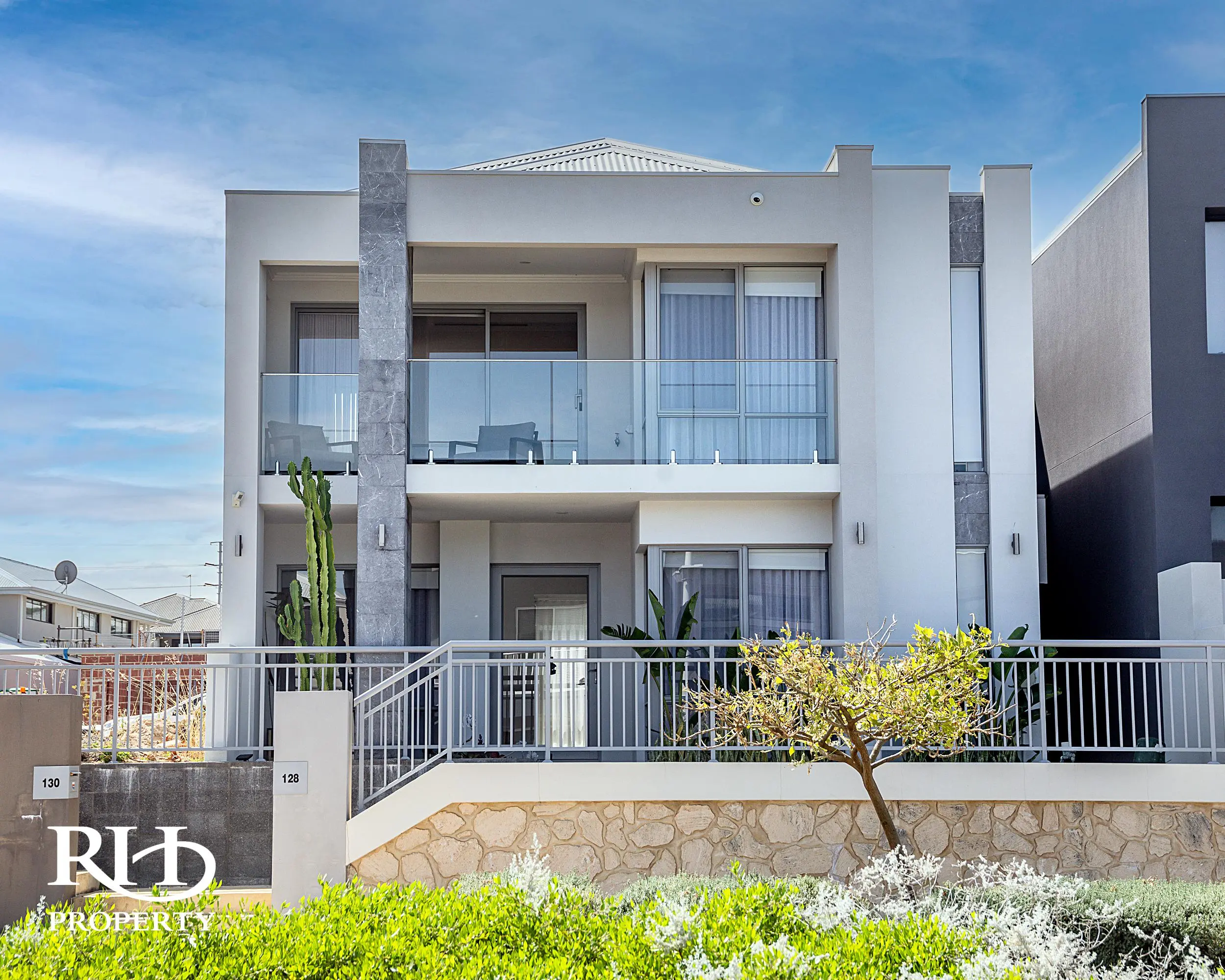128 Orsino Boulevard North Coogee Wa 6163 - Image 2