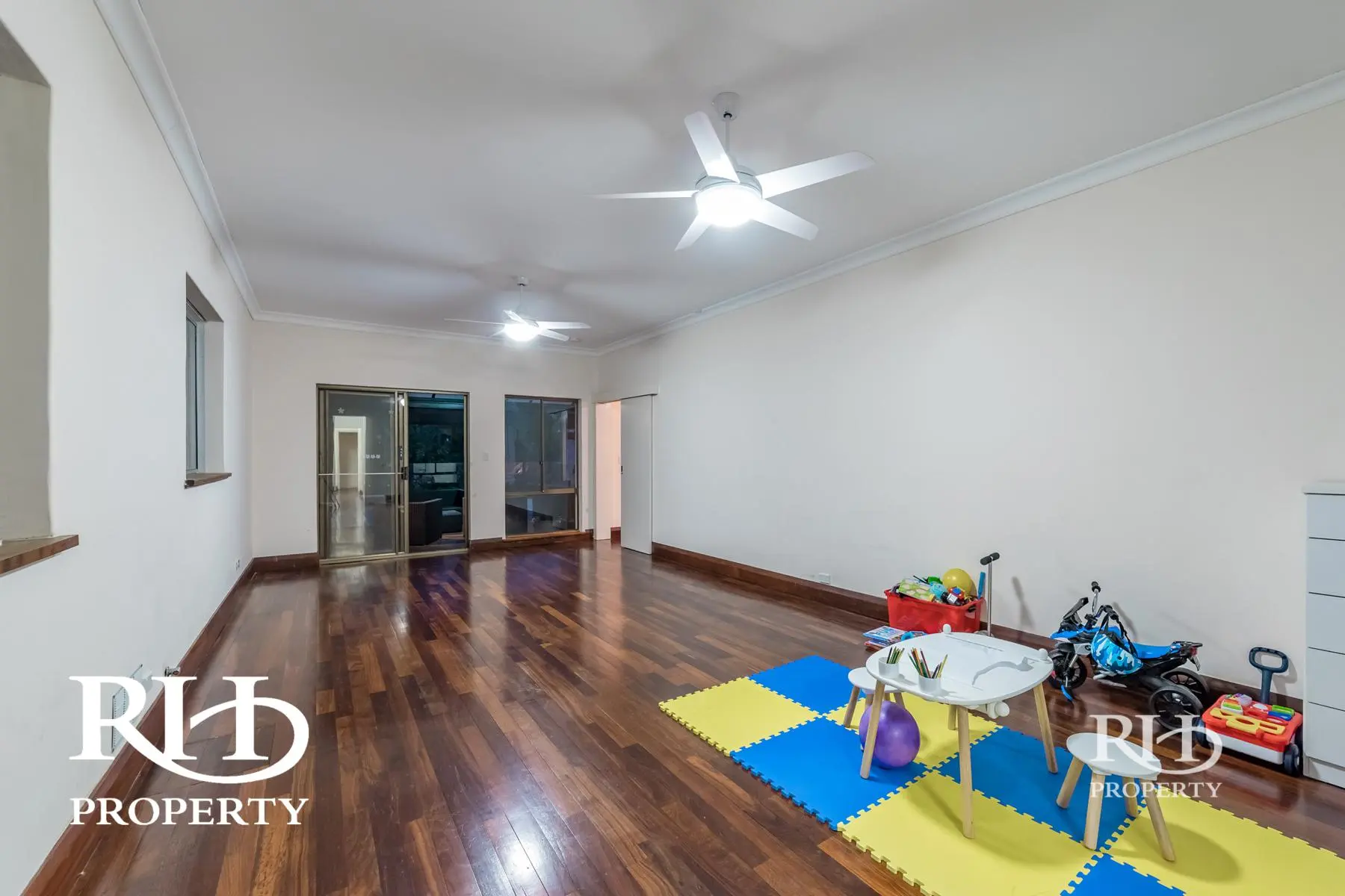 14 Birdwood Road Melville Wa 6156 - Image 27