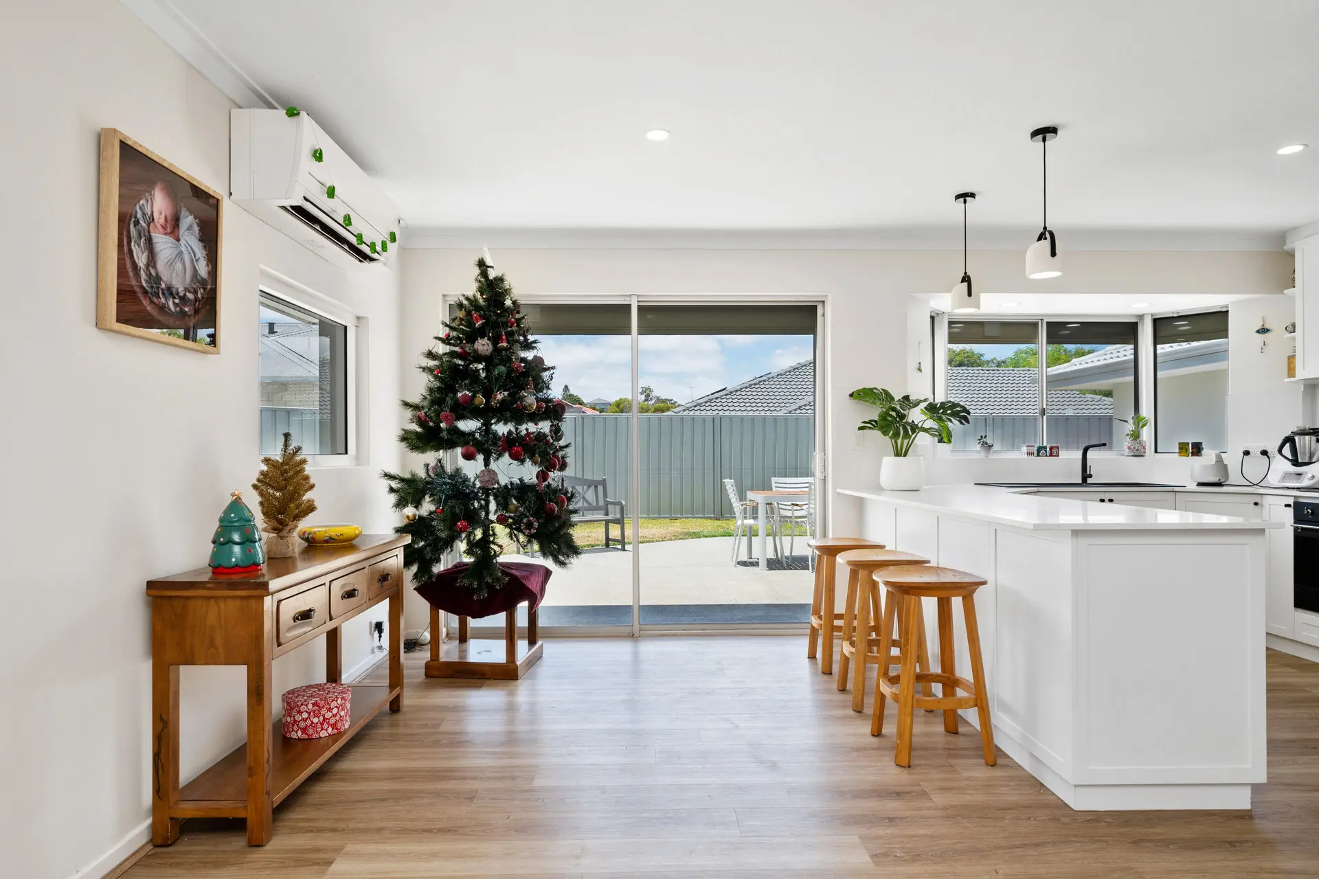166 Phoenix Road Hamilton Hill Wa 6163 - Image 1