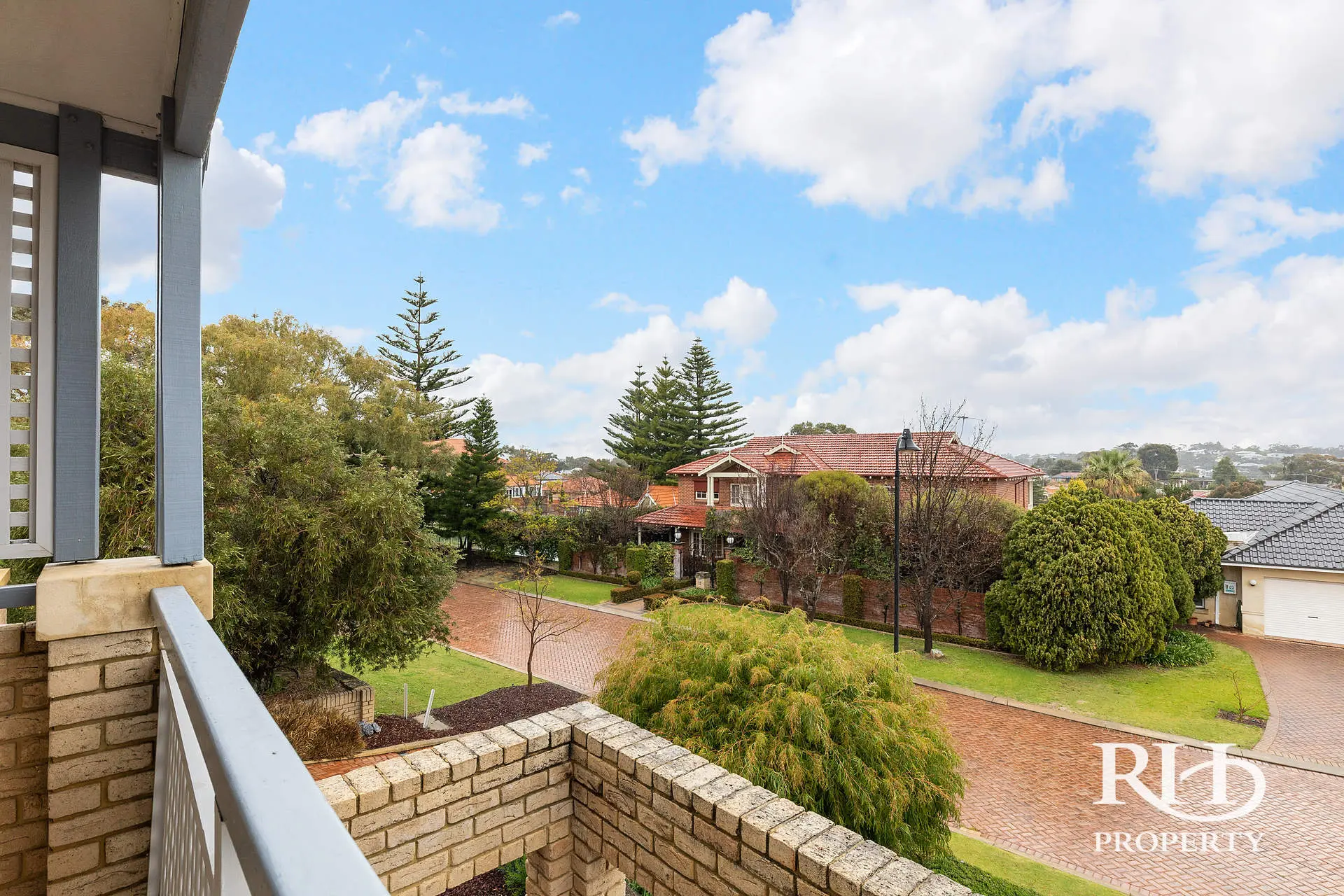 20 Grove End Ridge Mount Claremont Wa 6010 - Image 2