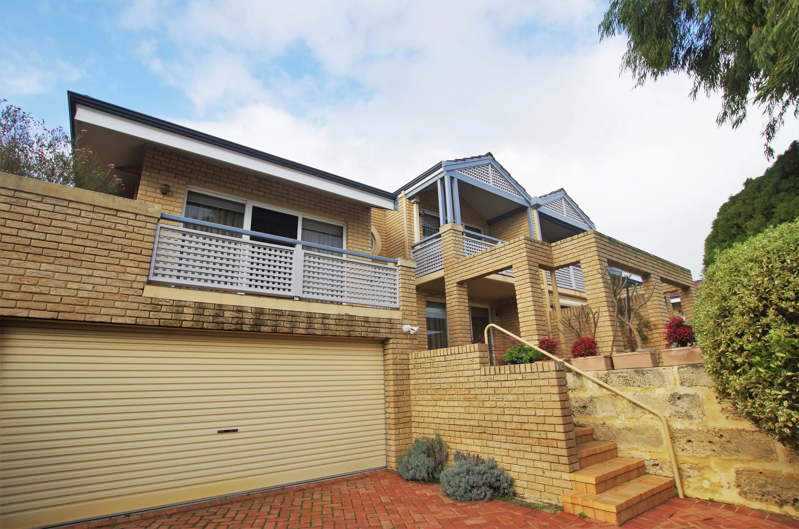 24 Grove End Ridge Mount Claremont Wa 6010 - Image 3