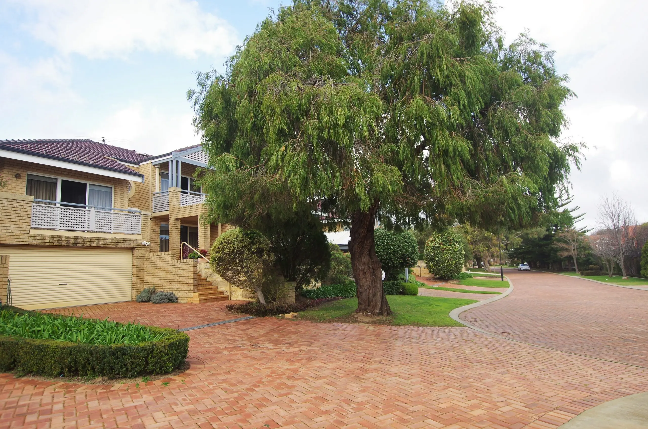 24 Grove End Ridge Mount Claremont Wa 6010 - Image 4