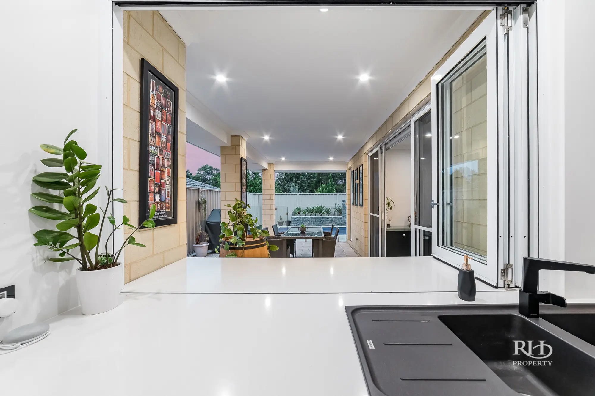 27 Dean Road Bateman Wa 6150 - Image 10