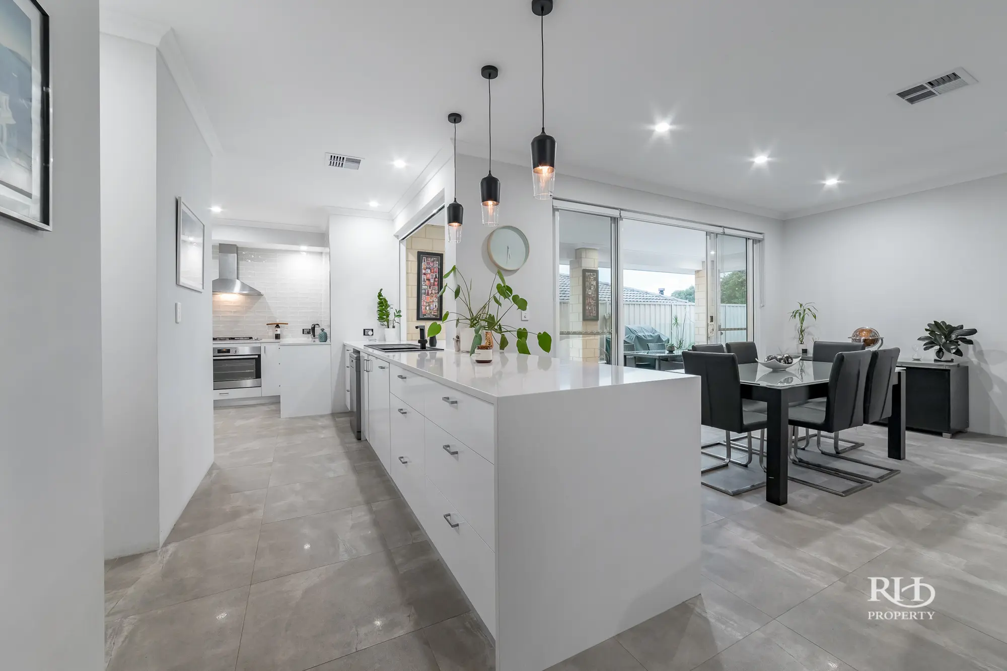 27 Dean Road Bateman Wa 6150 - Image 5