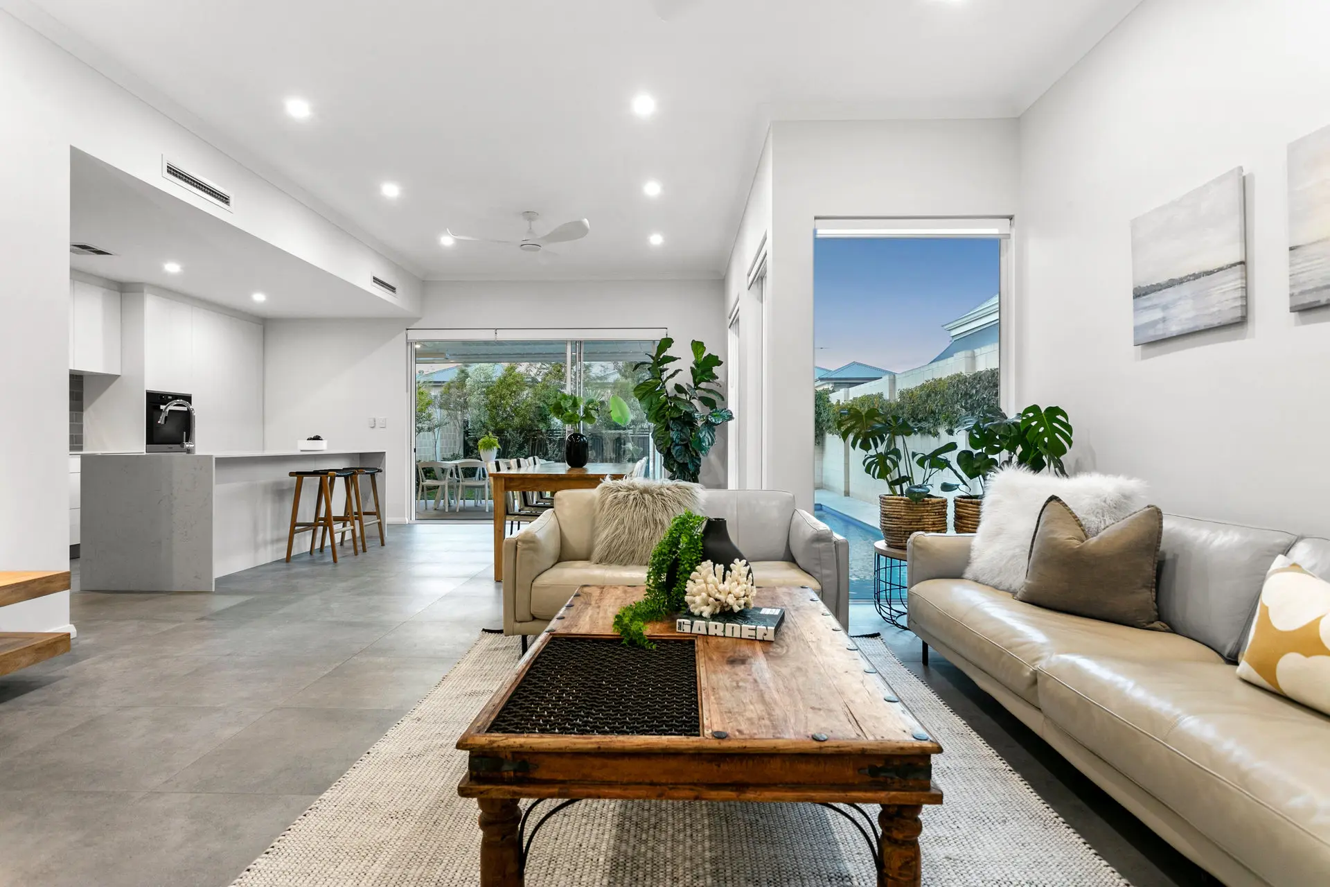 27a Mengler Avenue Claremont Wa 6010 - Image 1