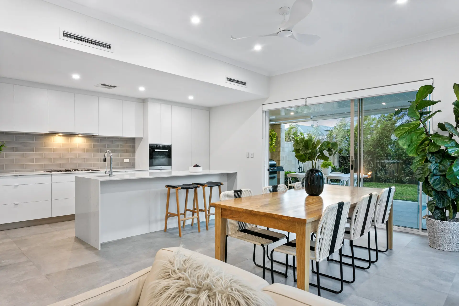 27a Mengler Avenue Claremont Wa 6010 - Image 25