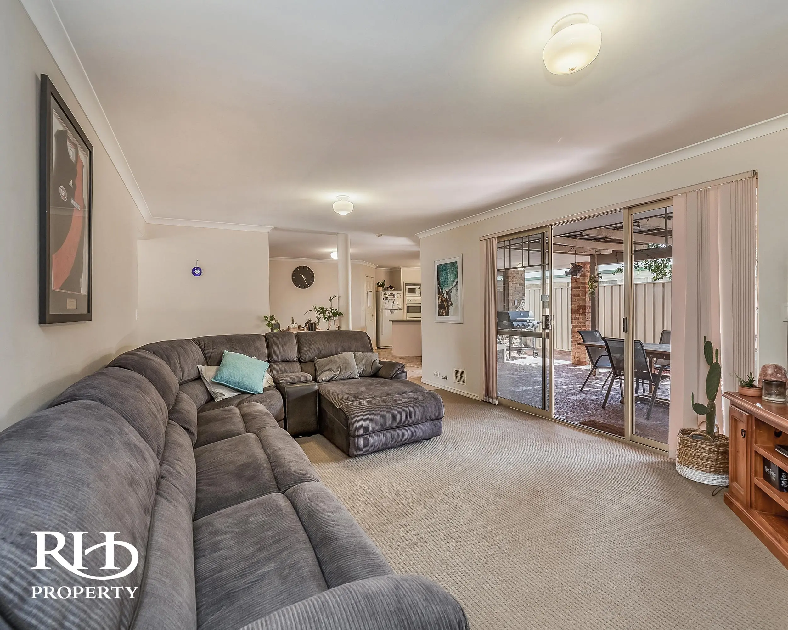 28 Canavan Crescent Manning Wa 6152 - Image 10