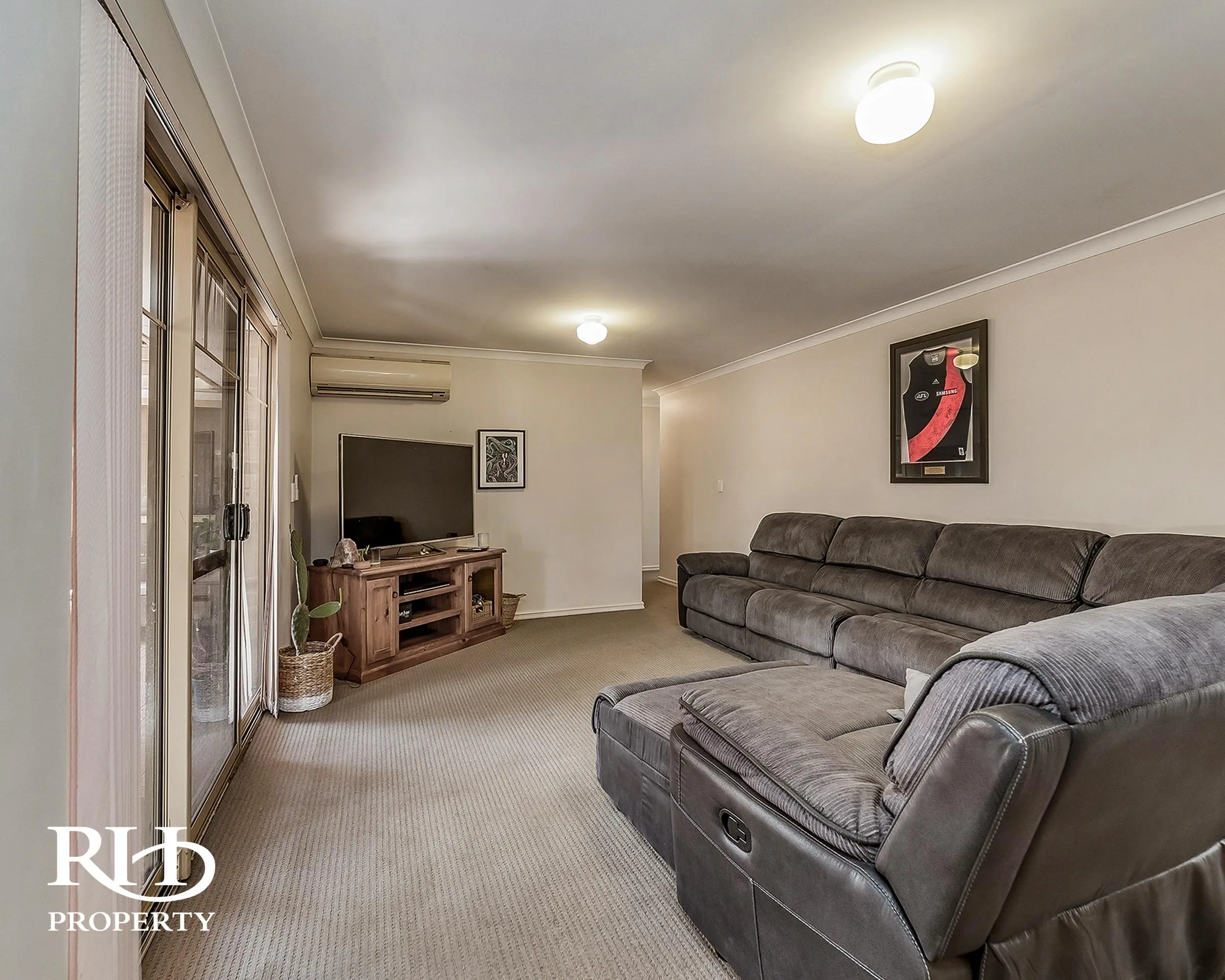 28 Canavan Crescent Manning Wa 6152 - Image 8