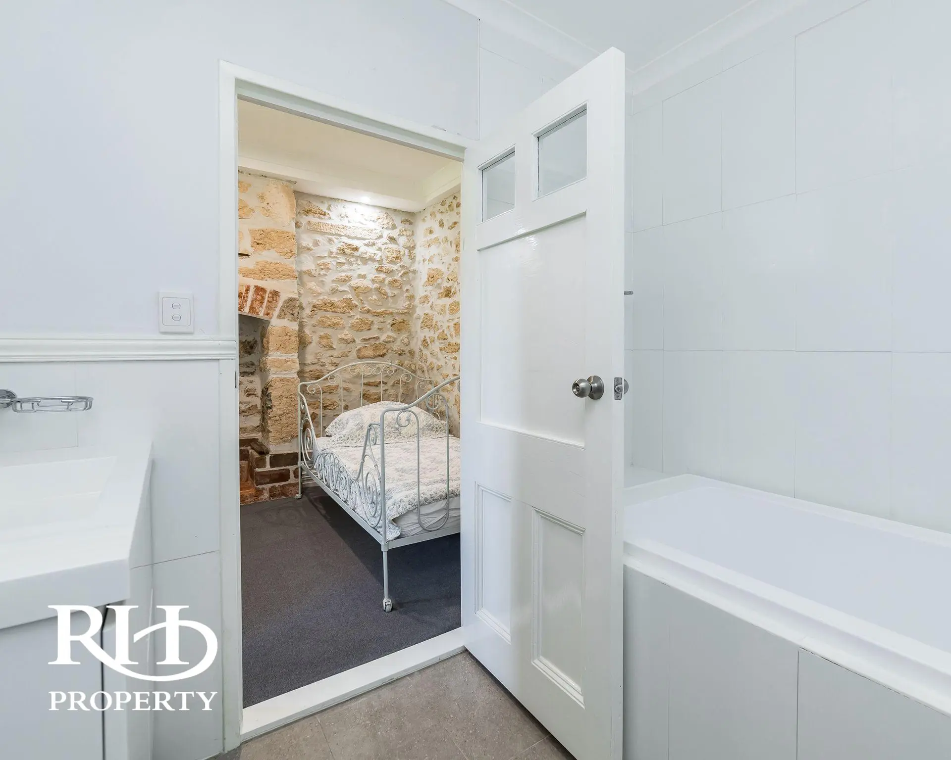 48 East Street East Fremantle Wa 6158 - Image 31