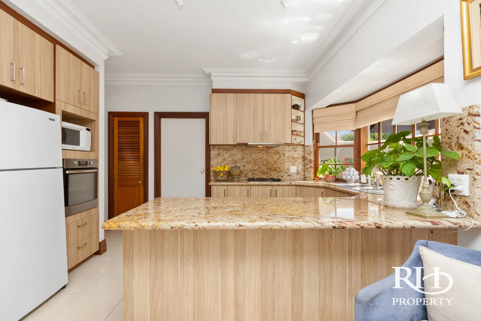 6 19 Karoo Street South Perth Wa 6151 - Image 11