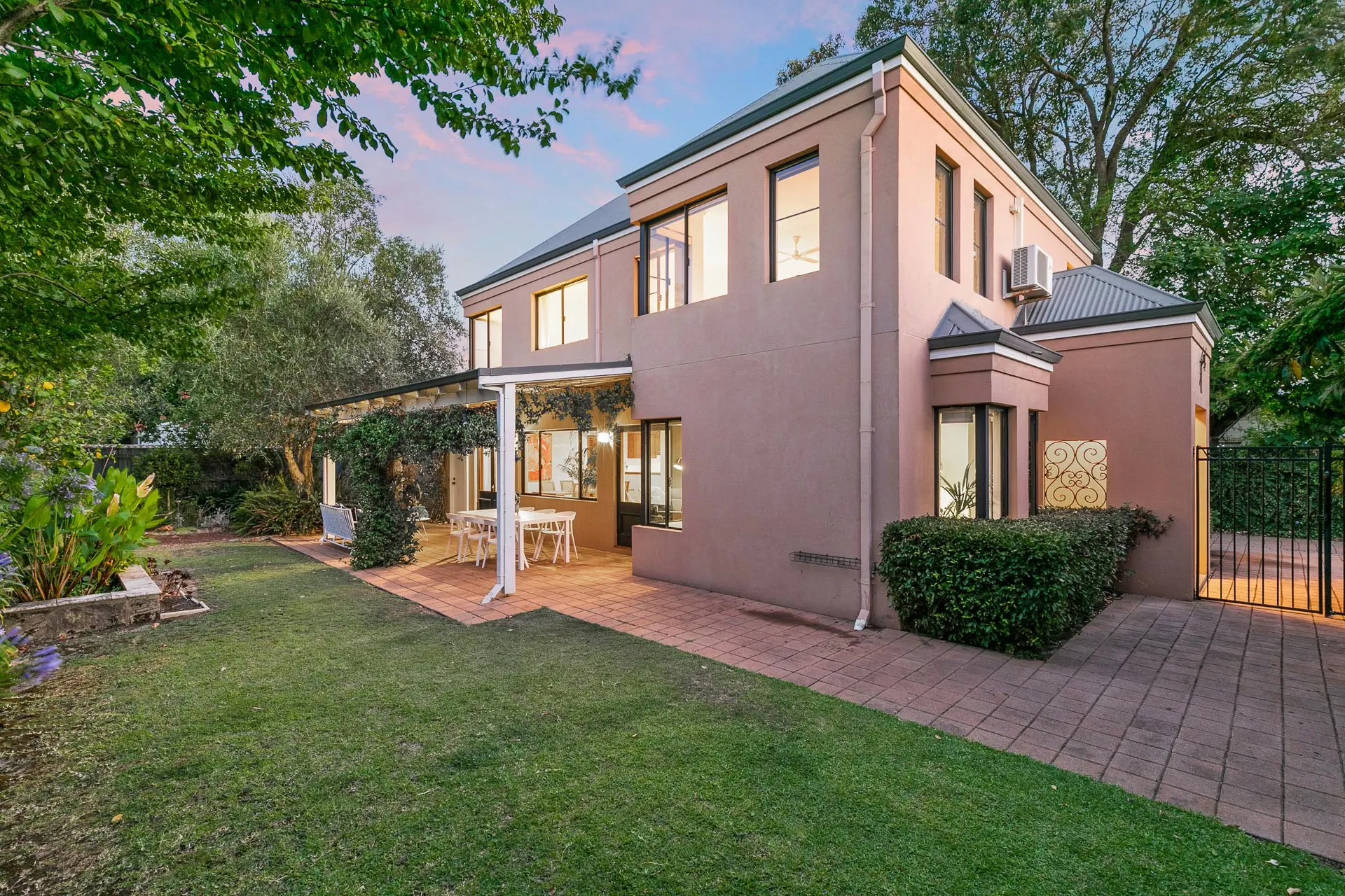 62a Strickland Street Mount Claremont Wa 6010 - Image 1