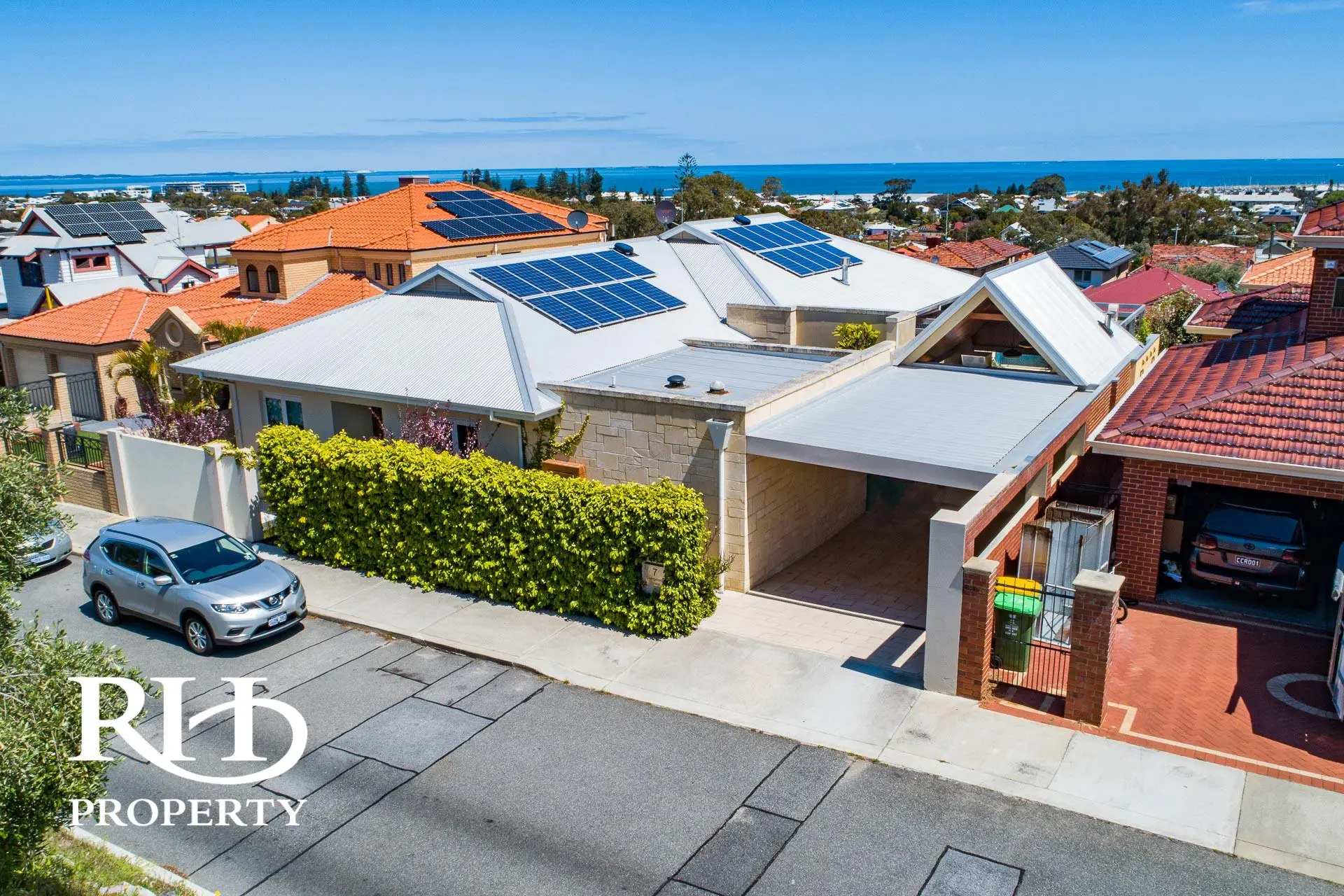 7 Livingstone Street Beaconsfield Wa 6162 - Image 1