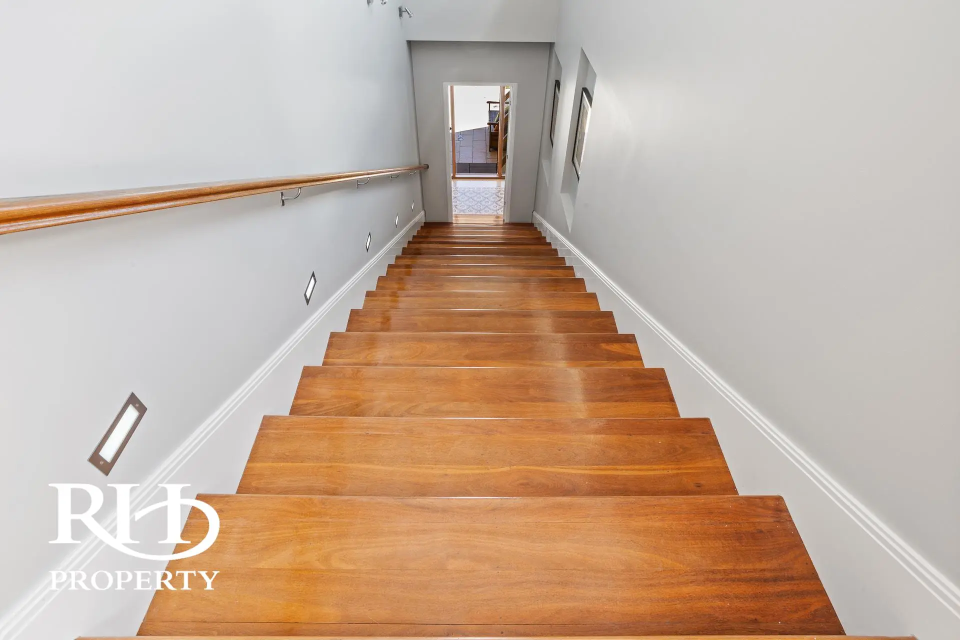 7 Livingstone Street Beaconsfield Wa 6162 - Image 24
