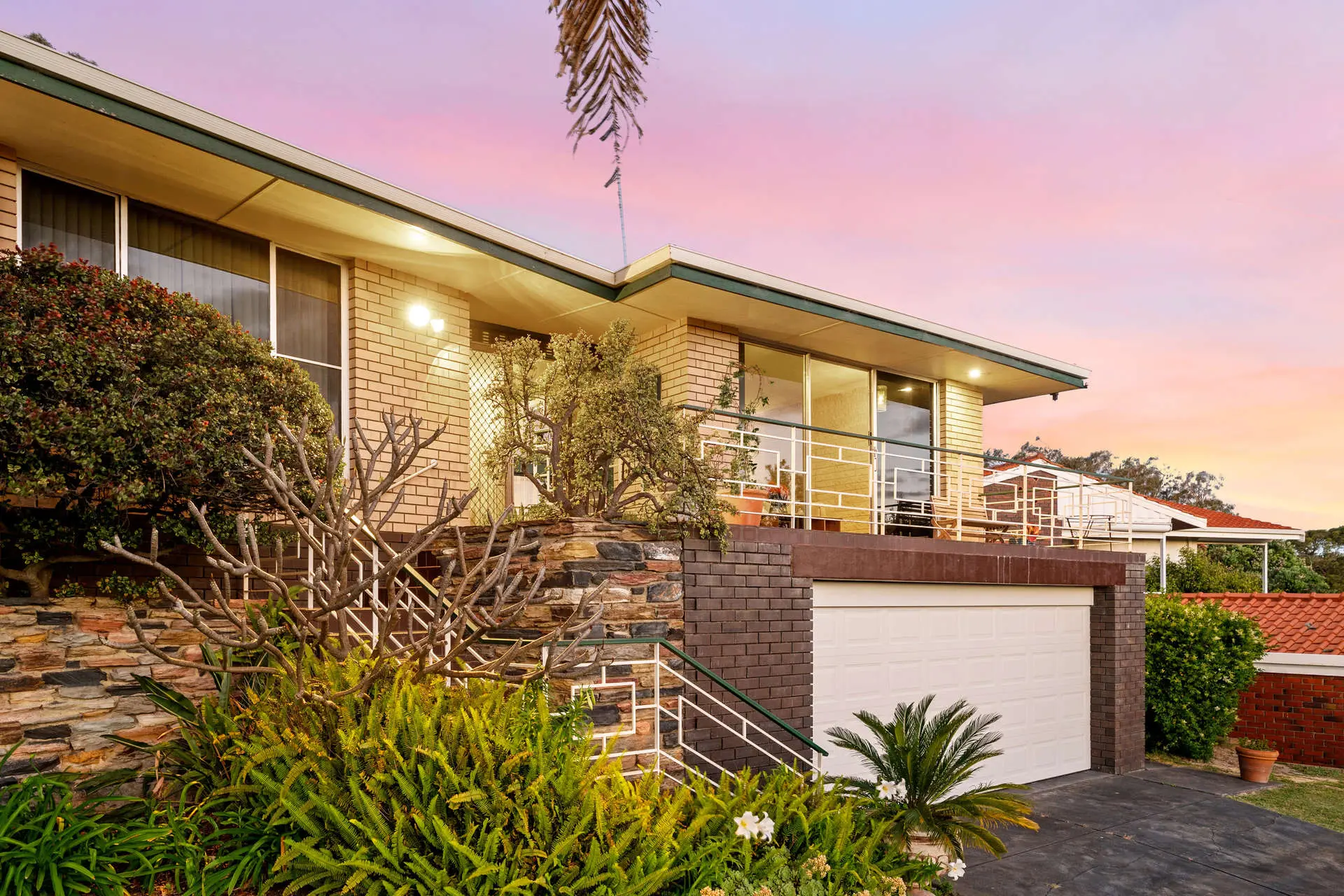 8 Marapana Road City Beach Wa 6015 - Image 3
