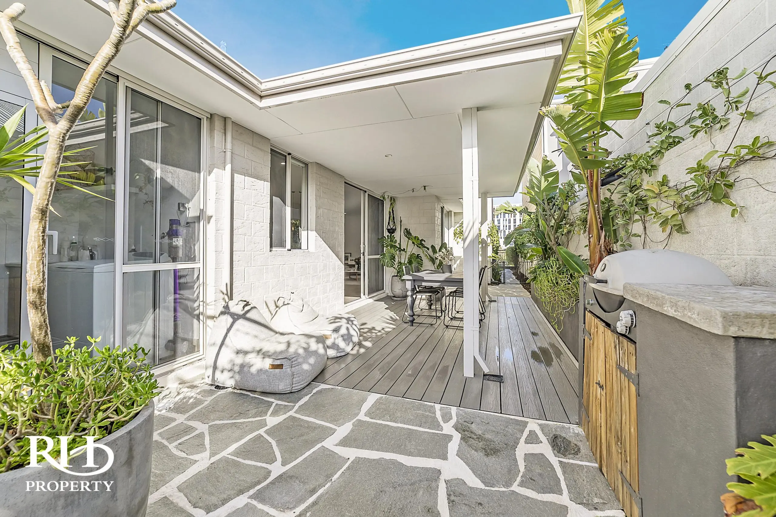 96 Orsino Boulevard North Coogee Wa 6163 - Image 19