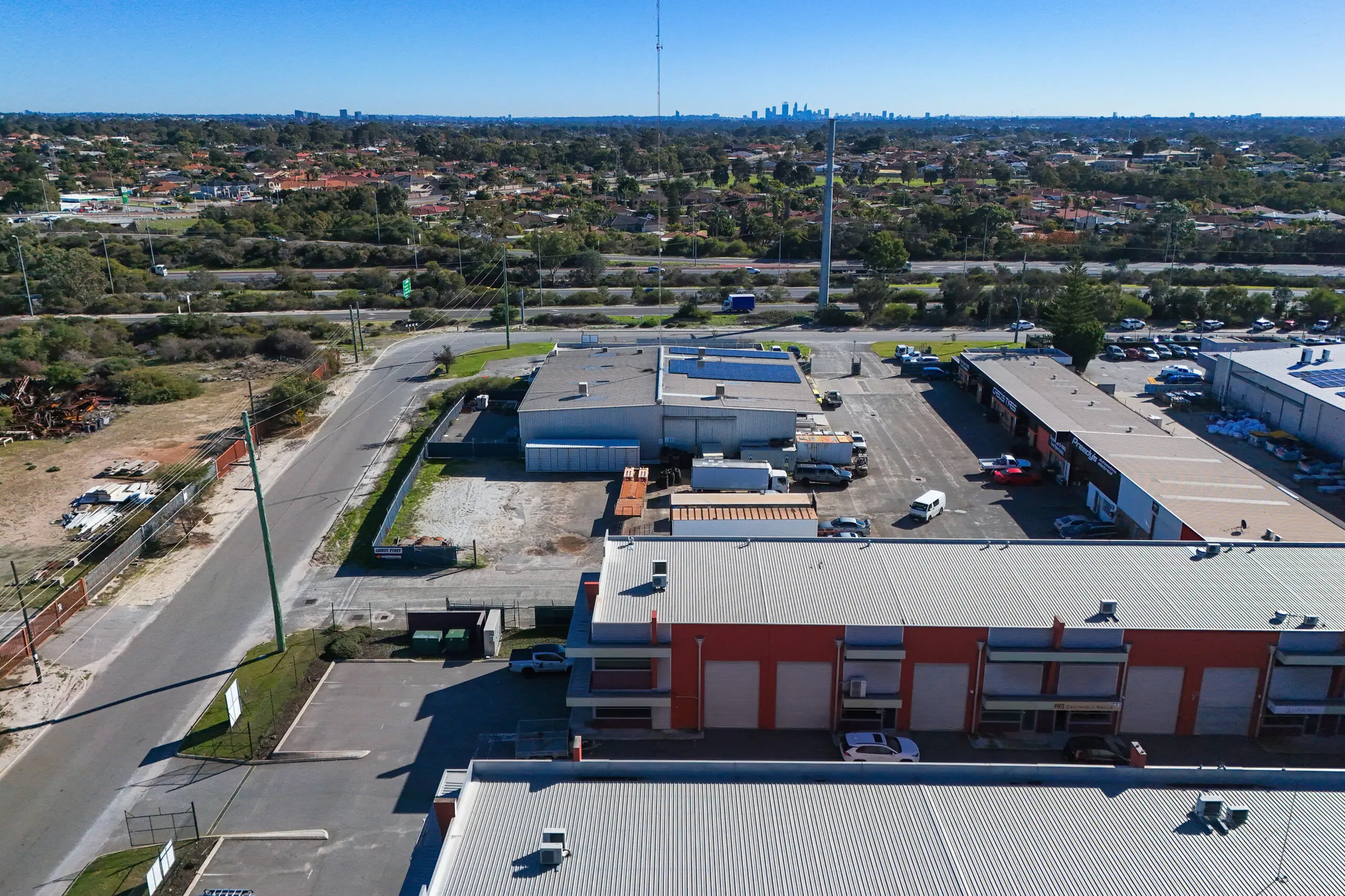 1 8 Hurley Street Canning Vale Wa 6155 - Image 4