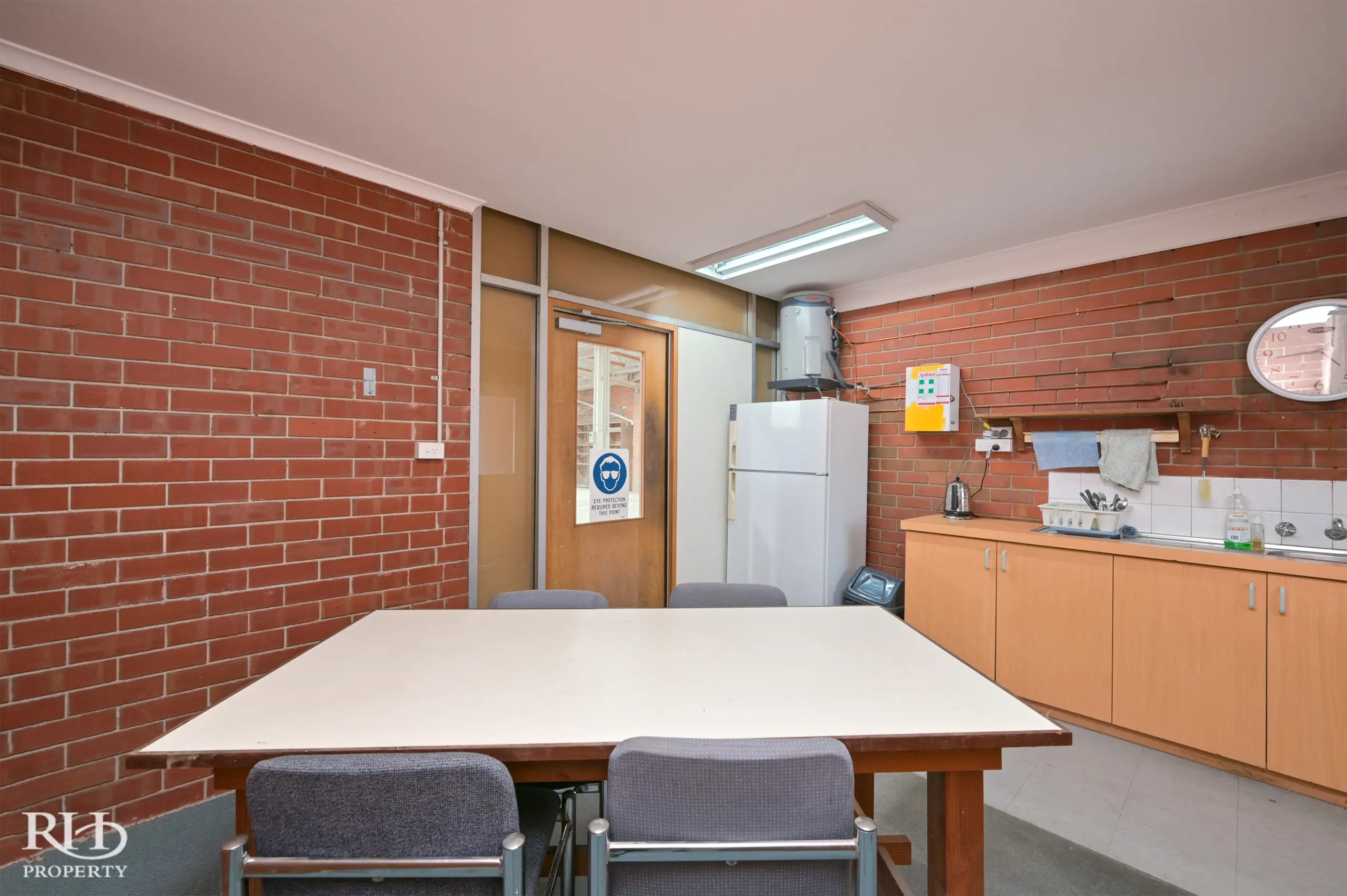 13 15 Whyalla Street Willetton Wa 6155 - Image 14