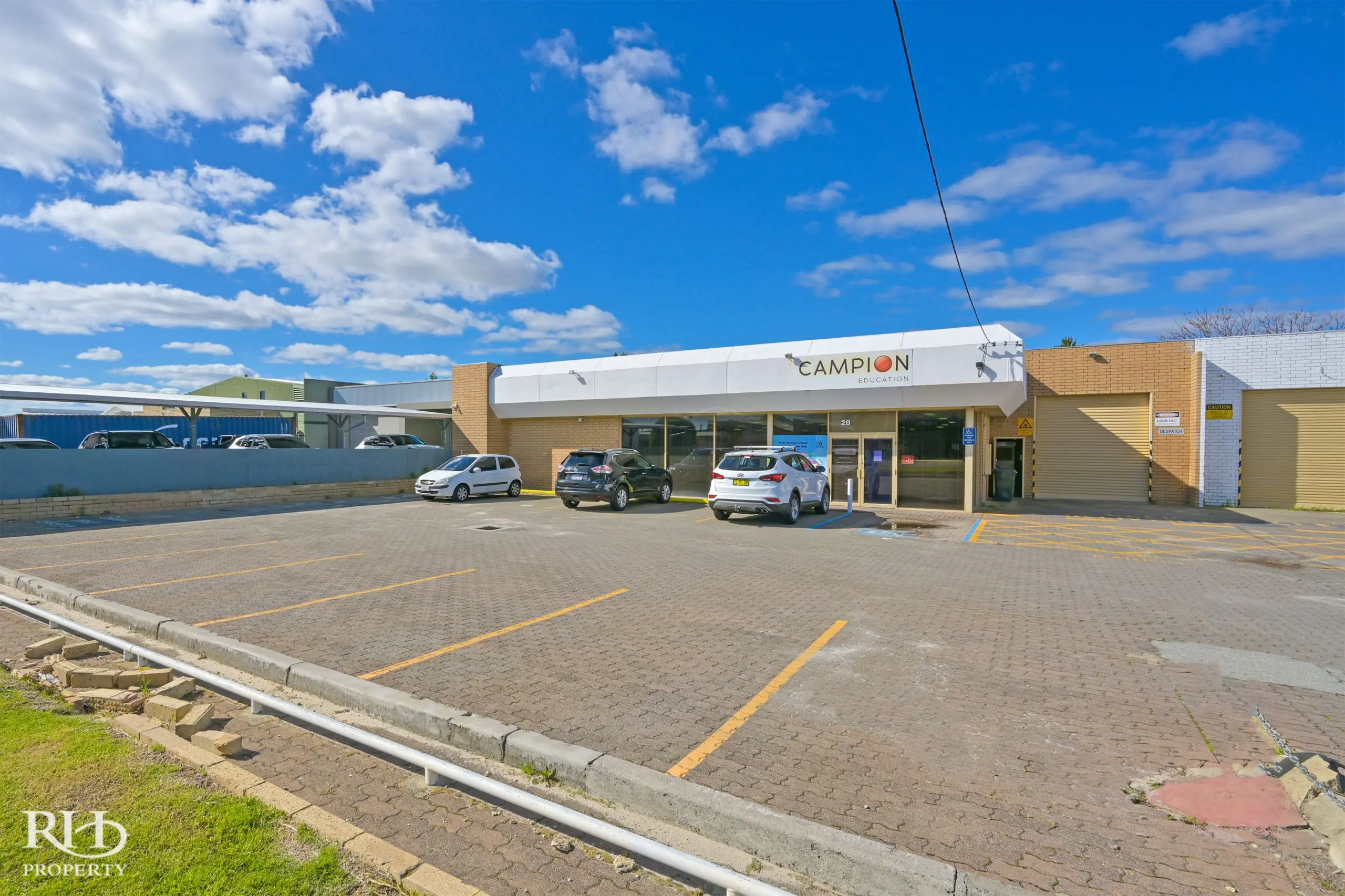 28 Kembla Way Willetton Wa 6155 - Image 11