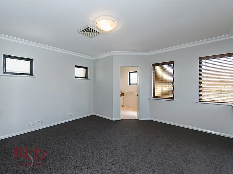36 Burns Street North Fremantle Wa 6159 - Image 9