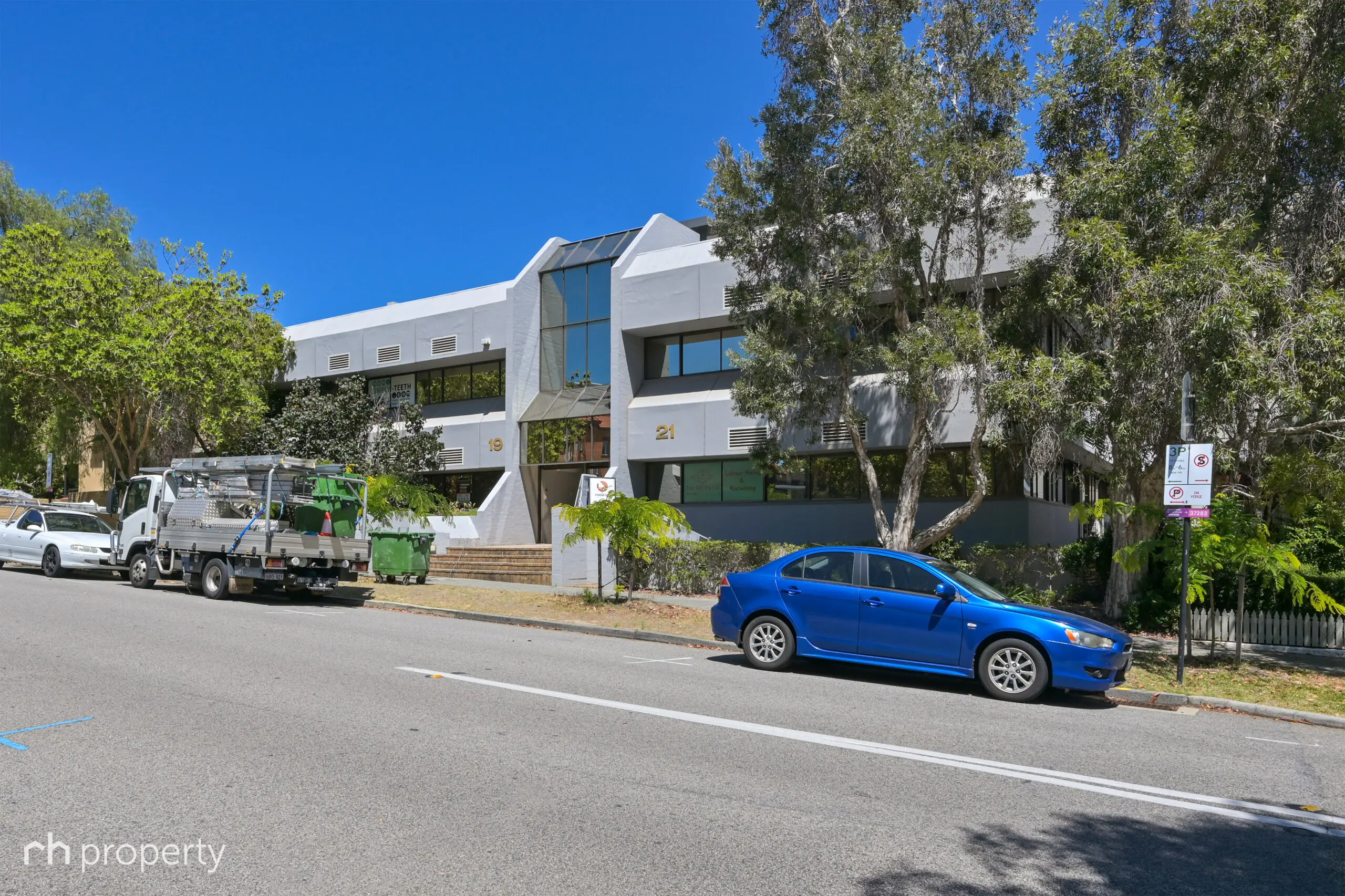 4 19 21 Outram Street West Perth Wa 6005 - Image 1