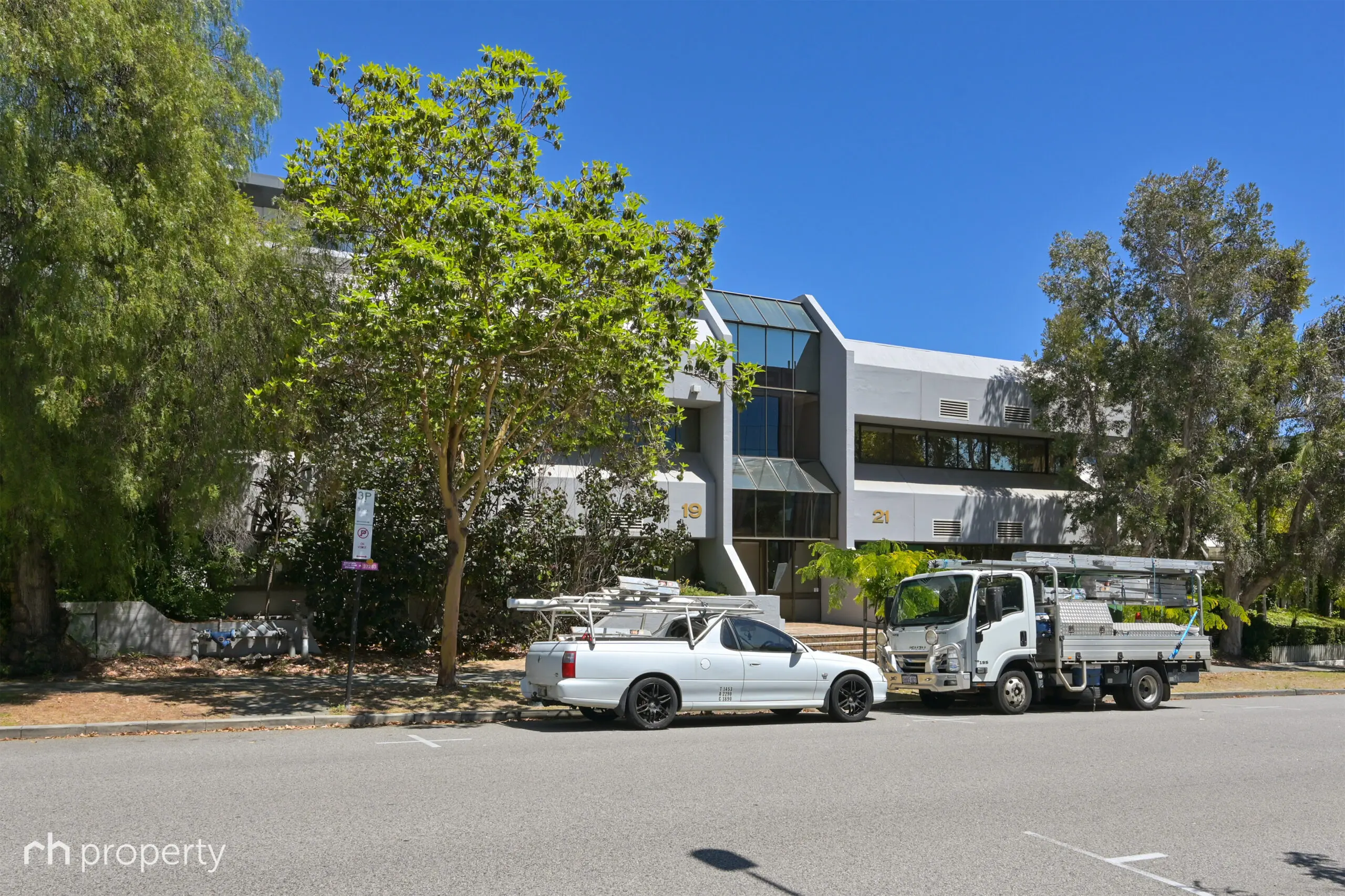4 19 21 Outram Street West Perth Wa 6005 - Image 2