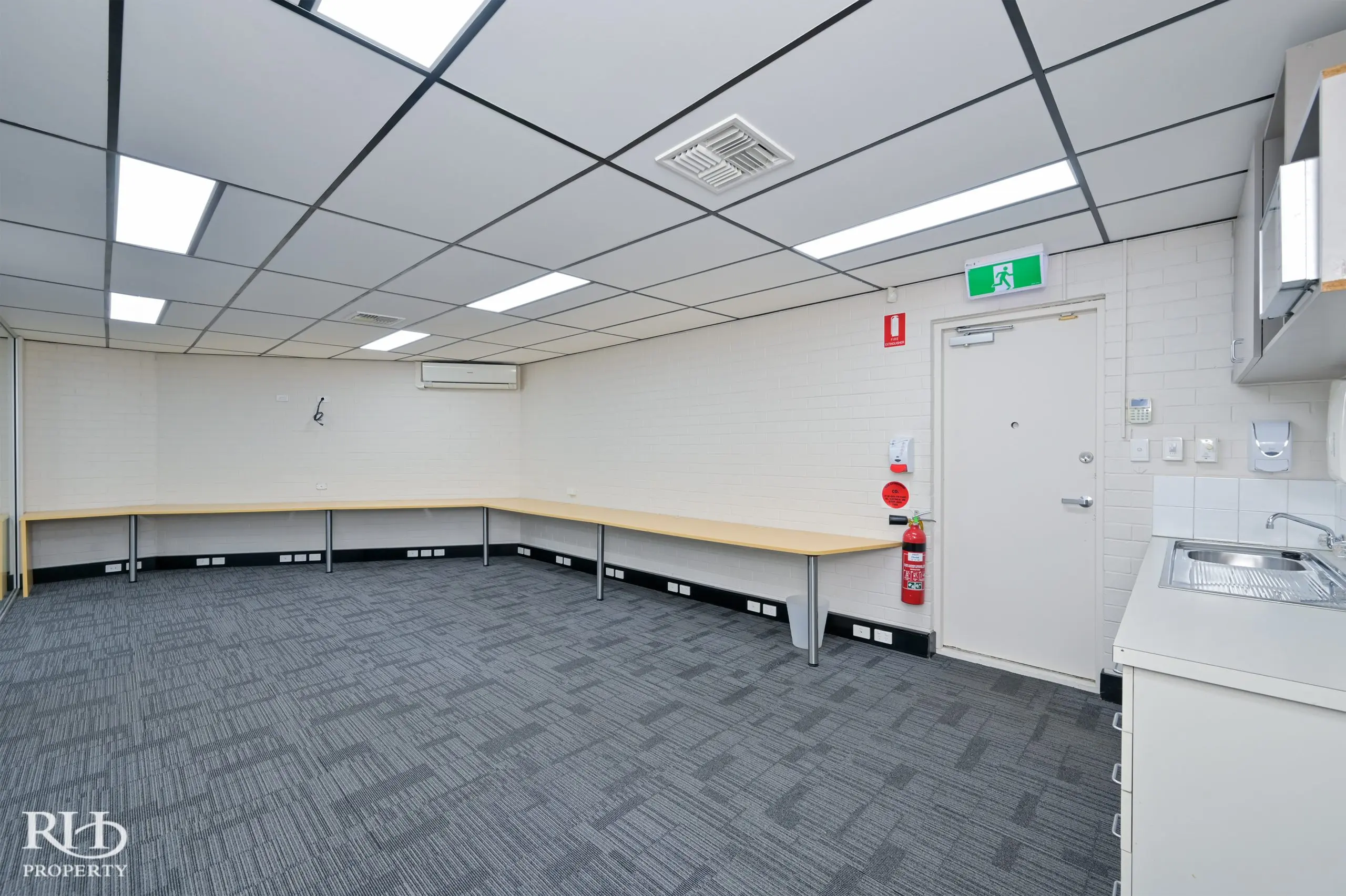 5 36 40 Commerce Avenue Armadale Wa 6112 - Image 13