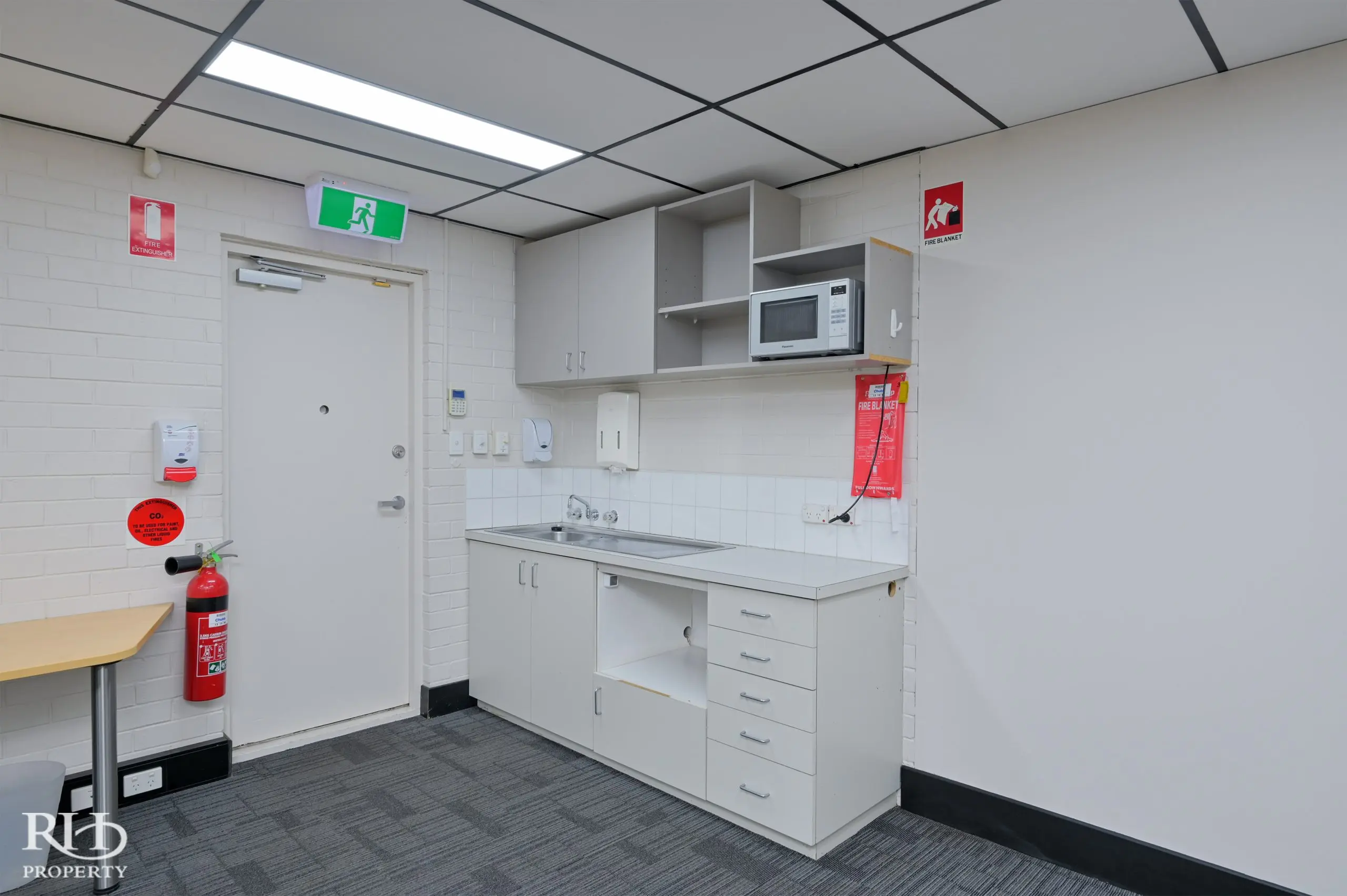 5 36 40 Commerce Avenue Armadale Wa 6112 - Image 17