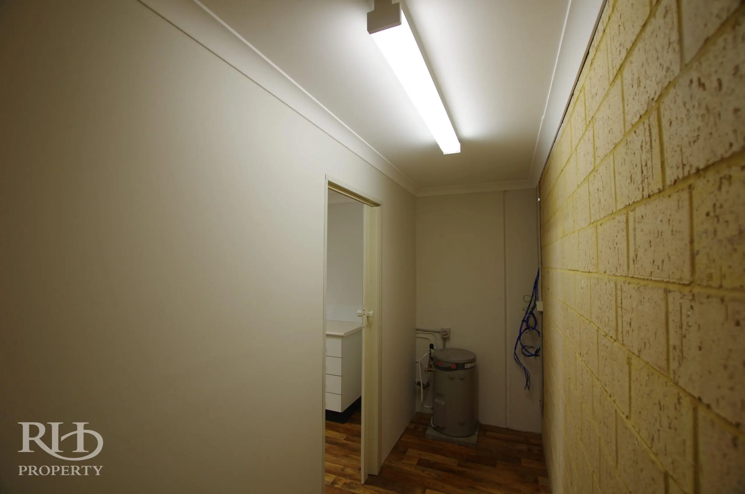 5b Port Kembla Drive Bibra Lake Wa 6163 - Image 13