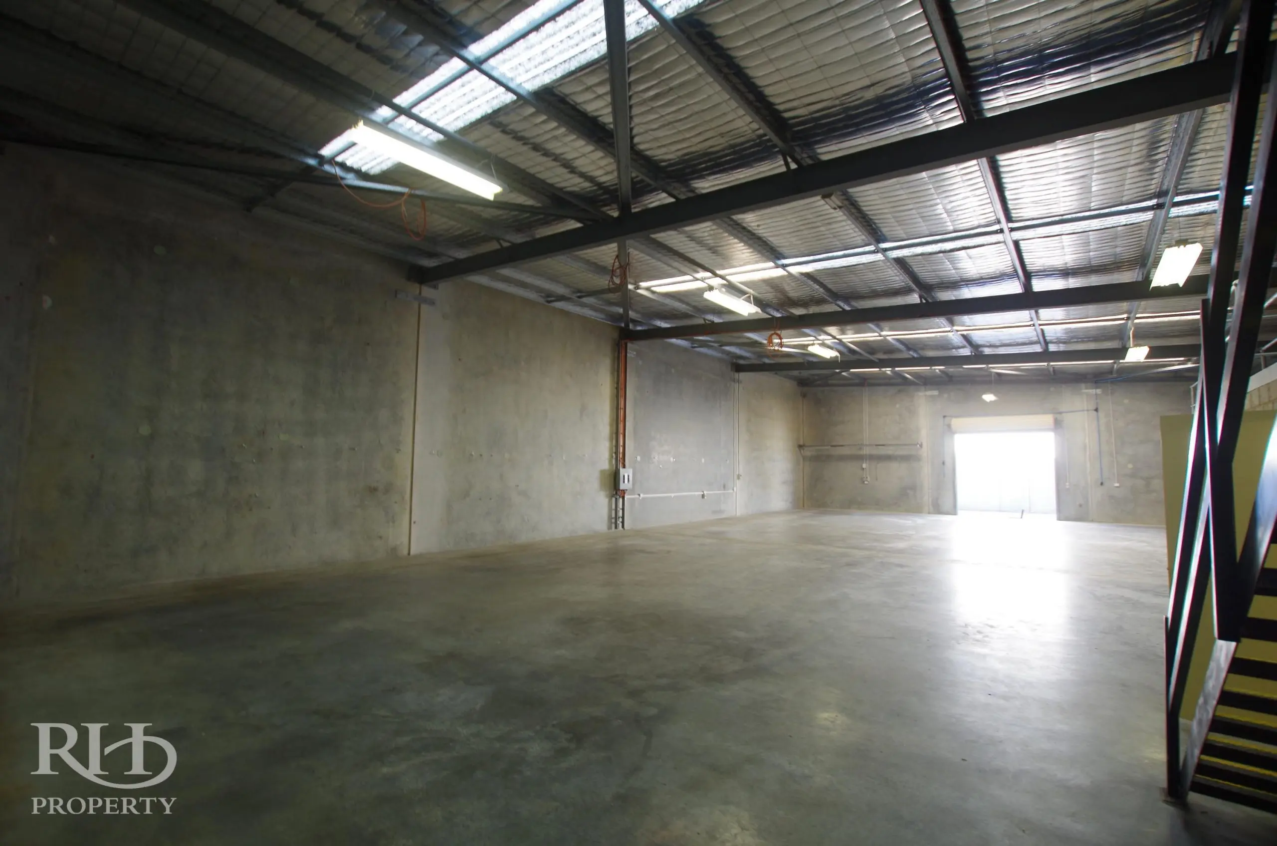 5b Port Kembla Drive Bibra Lake Wa 6163 - Image 3