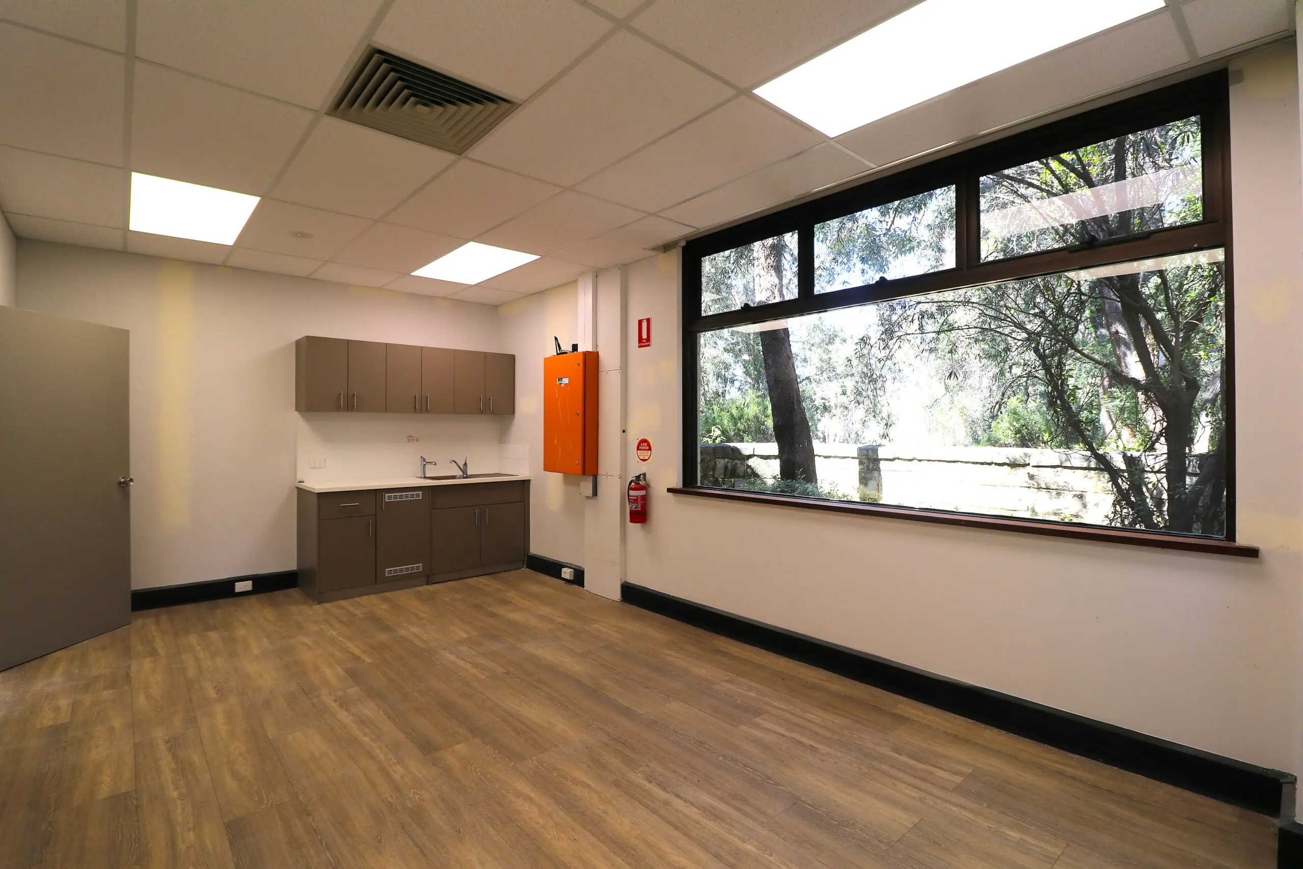 6 173 Davy Street Booragoon Wa 6154 - Image 15
