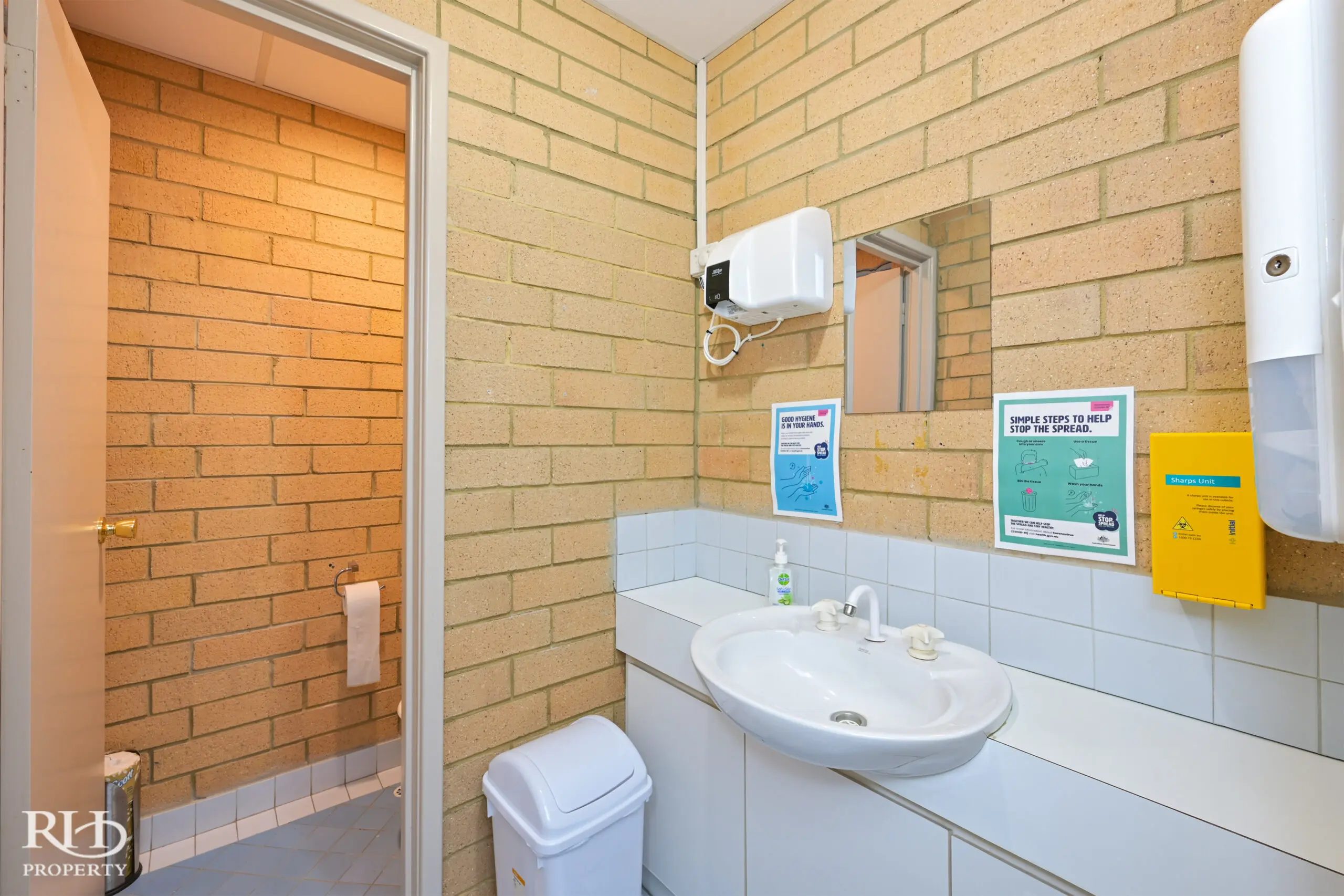 6 Coolgardie Street Bentley Wa 6102 - Image 17