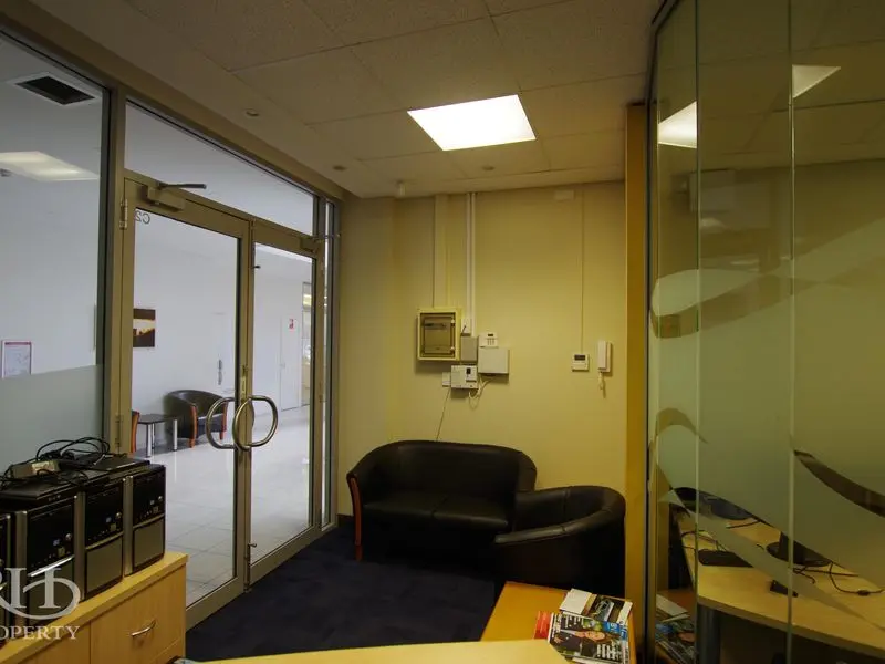 C2 1 The Esplanade Mount Pleasant Wa 6153 - Image 11