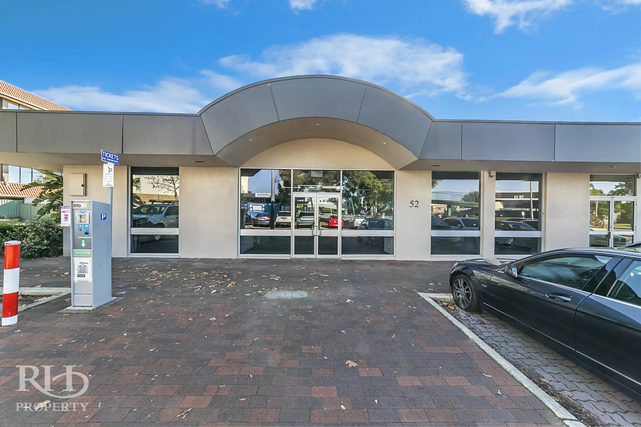 Tenancy 2 50 52 Kishorn Road Applecross Wa 6153 - Image 2